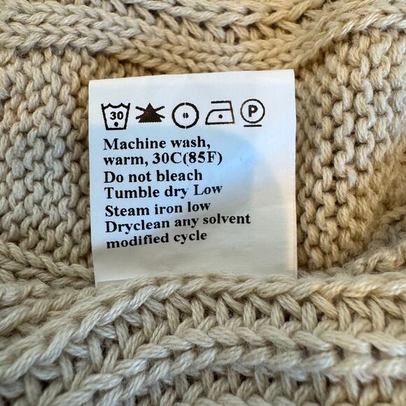 Dokotoo Tan Cozy Cable Knit Crewneck Pullover Sweater Vest Medium-Preppy - Picture 7 of 7